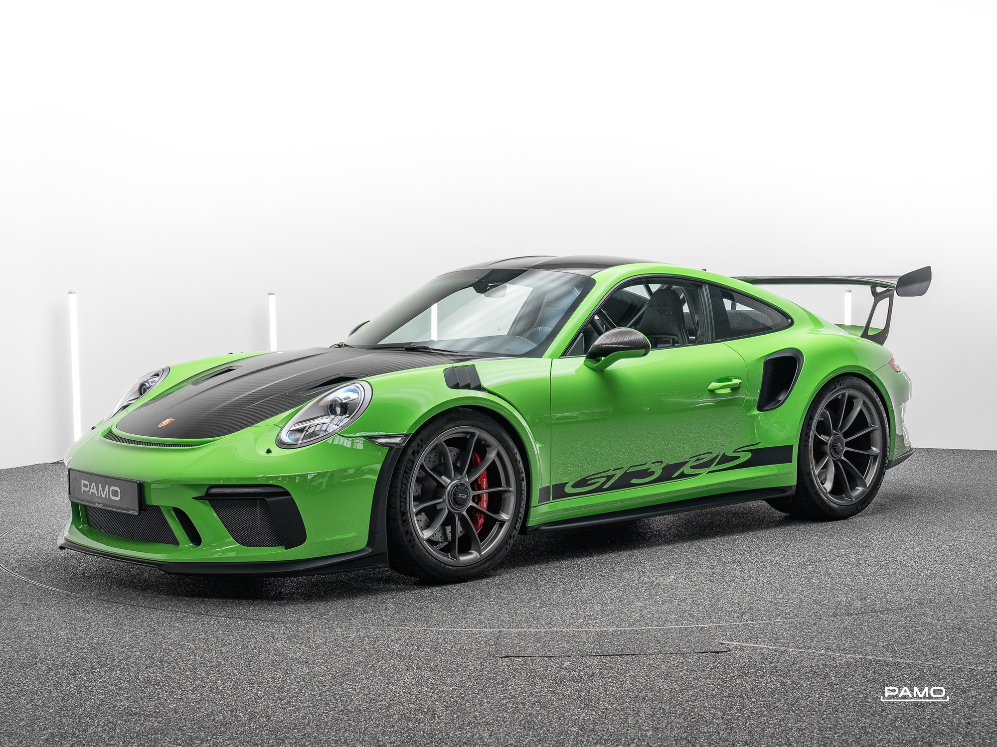 905_Porsche_991.2_GT3RS_Lizard_green-5